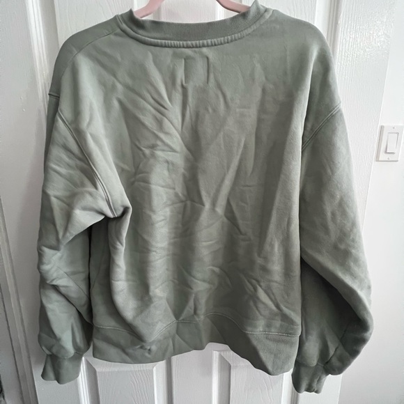 Aritzia TNA Cozy AF Boyfriend Sweater - Picture 2 of 4